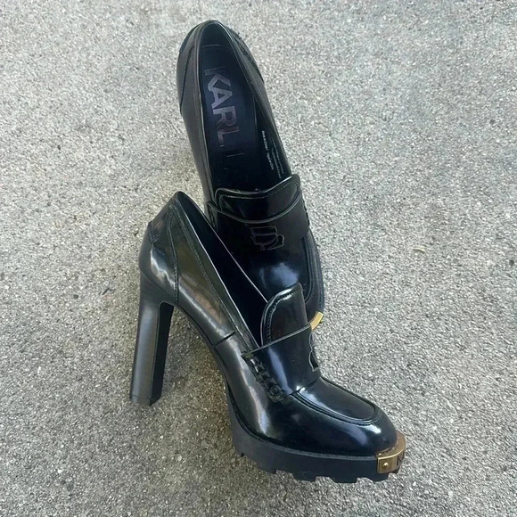 KARL LAGERFELD // PARIS VIRNA HIGH HEEL BLACK PATENT LEATHER SHOE BRAND NEW!! - Picture 3 of 7